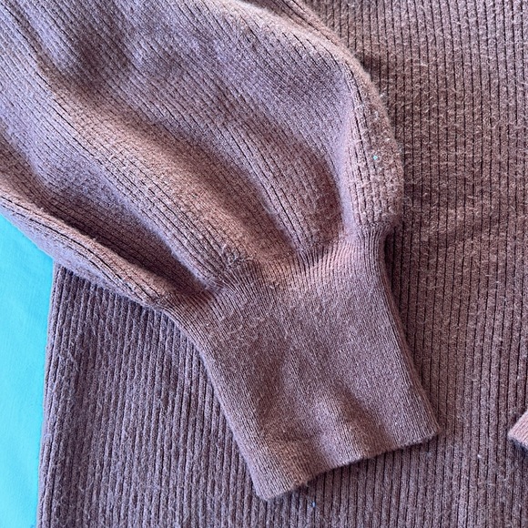 Abercrombie & Fitch balloon sleeve sweater - Picture 3 of 4